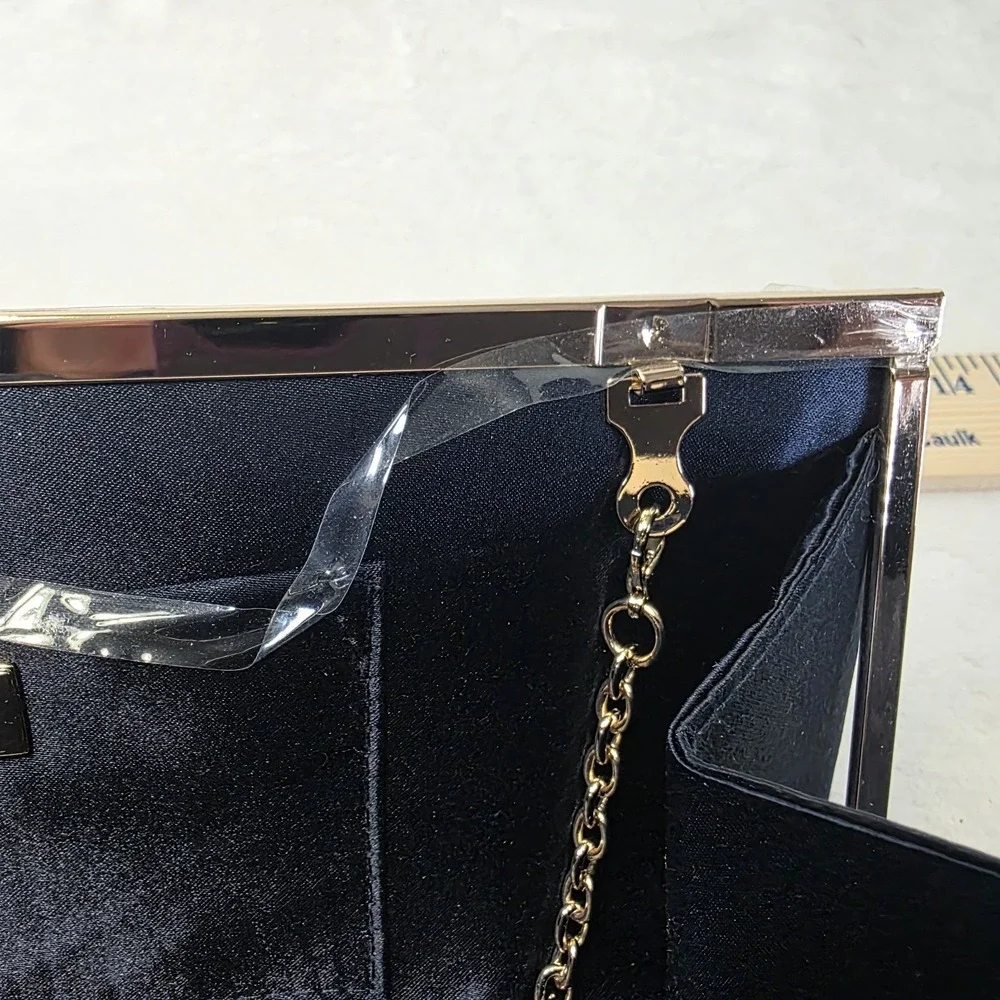 I.N.C. International Concepts Kelsie Clutch Navy/Gold‎